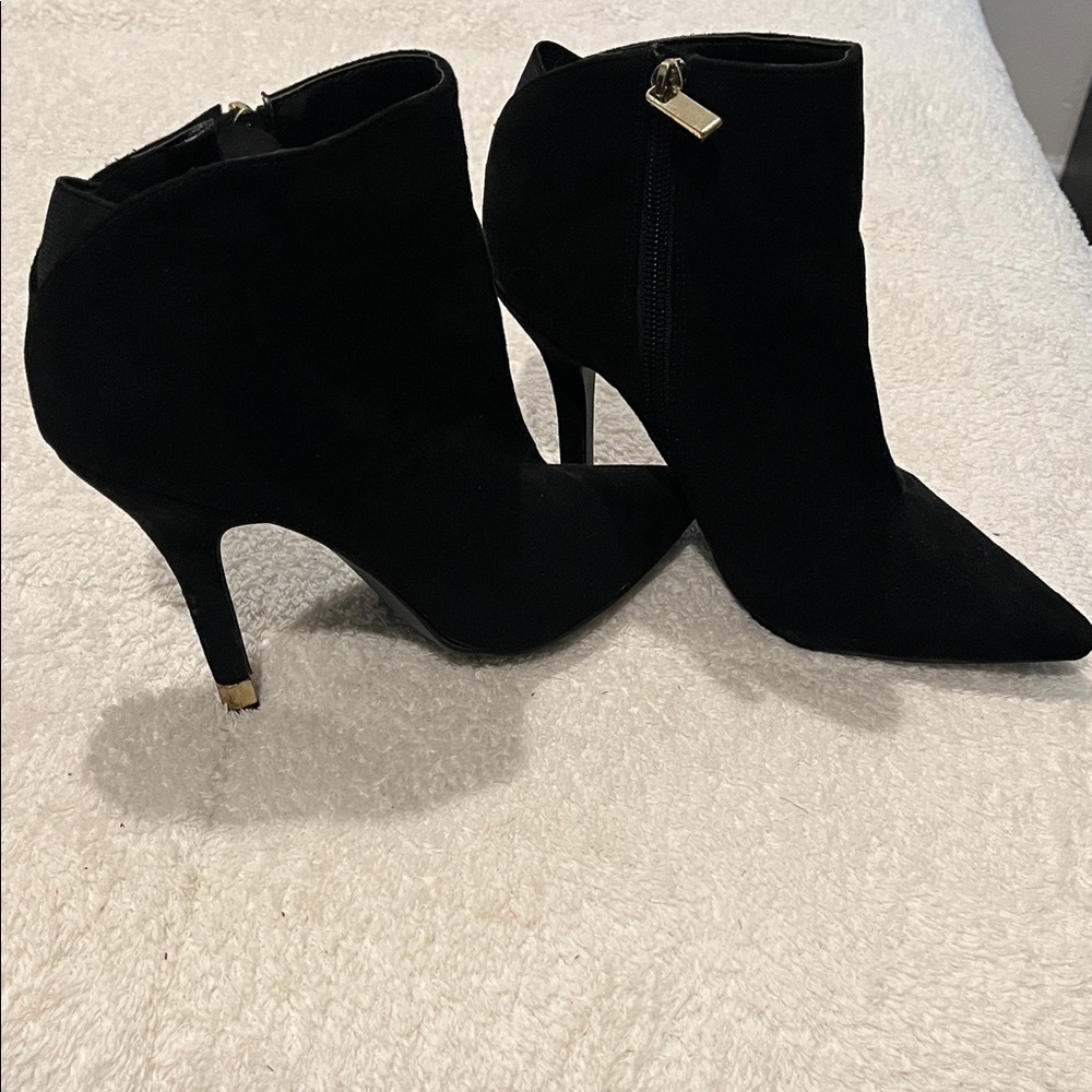 Qupid Black Heeled Ankle Boots